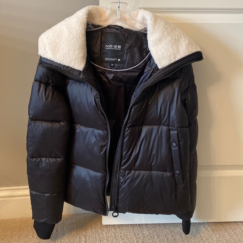 Noize Felicia Puffer Coat with faux Sherpa Collar. Worn Once